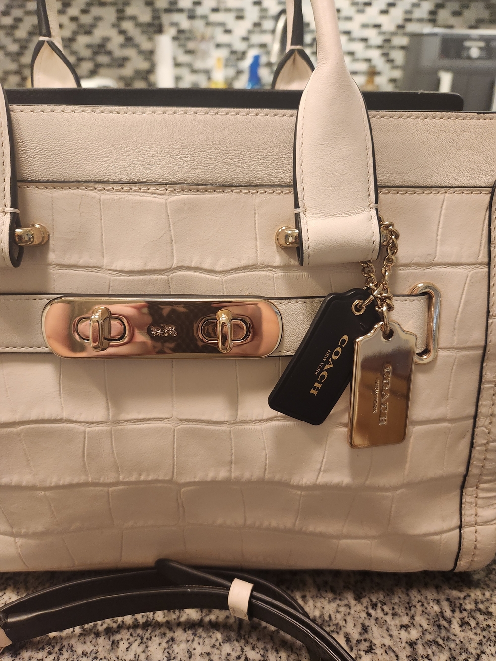 Coach Swagger 37 Croc-Embossed Satchel With Shoulder/Crossbody Strap - Picture 3 of 16